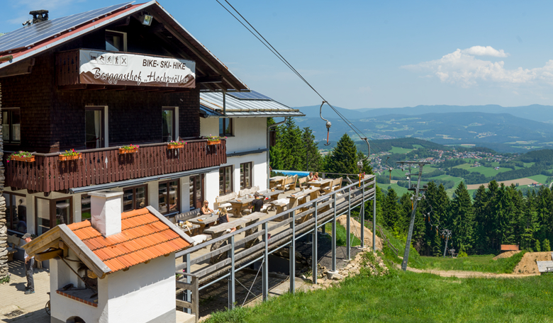 Der Berggasthof Hochpröller mit herrlichen Ausblick