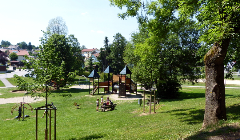 Kinderspielplatz an der Amtsgerichtstraße in Regen