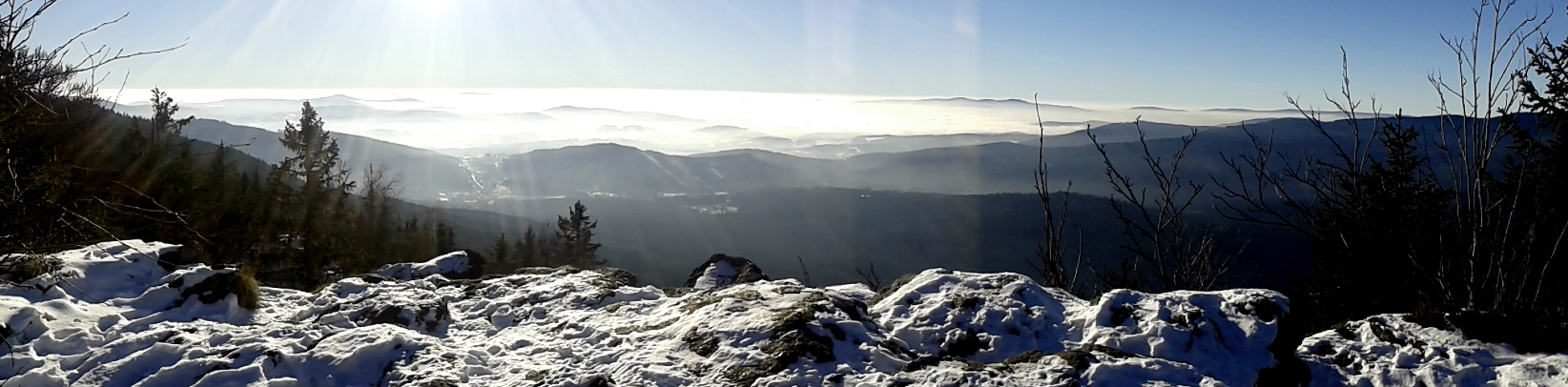 Ausblick-Panorama vom Kleinen Falkenstein