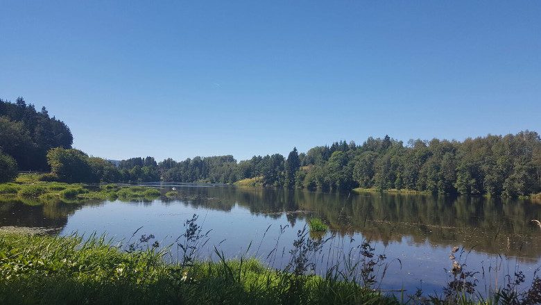 Stausee in Regen