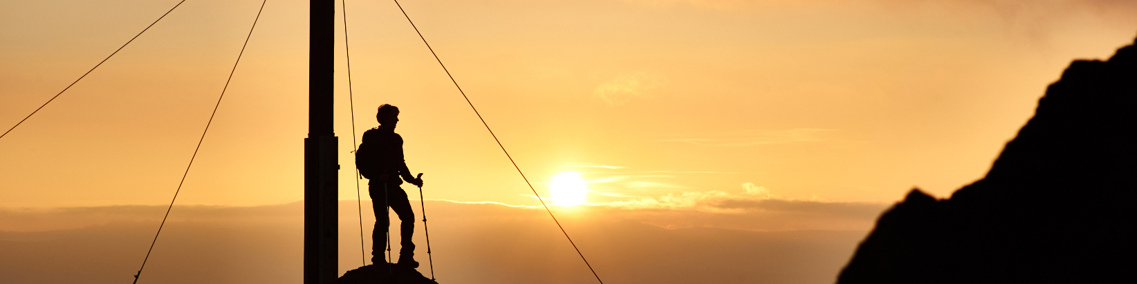 Wanderer im Sonnenuntergang im ARBERLAND