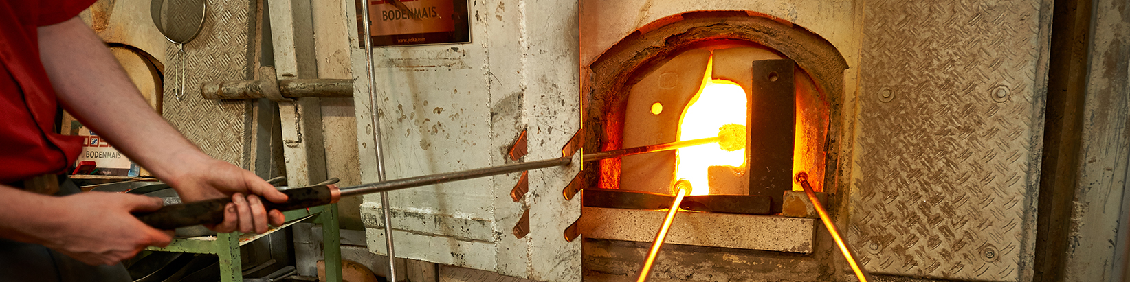 Traditionelles Glasblasen bei JOSKA - Bodenmais.